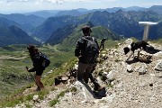 62 Luna segue gli amici...